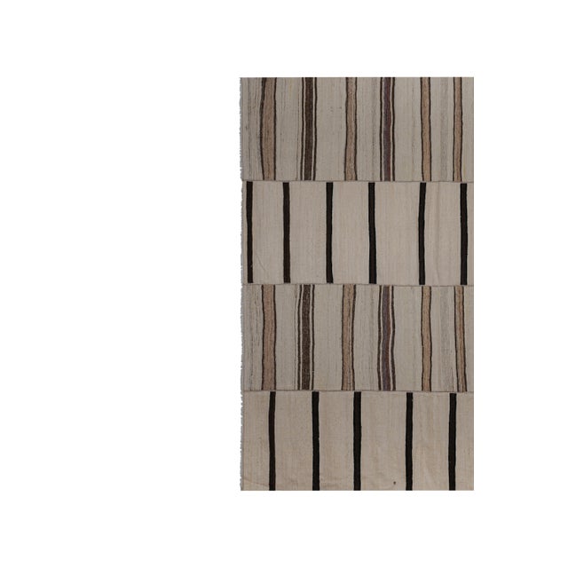 Mid-Century Modern Decorative Oversized Turkish Kilim Rug 9'4'' X 12'6'' For Sale - Image 3 of 12