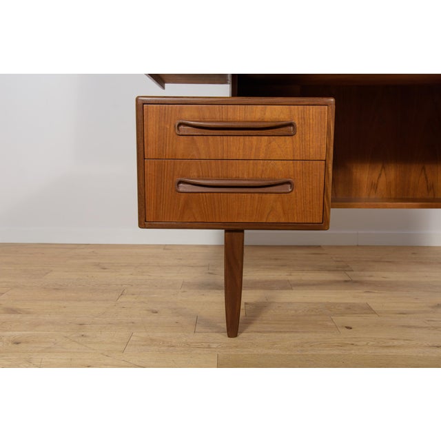 Mid-Century Teak Dressing Table by Victor Wilkins for G-Plan, United Knigdom, 1960s For Sale - Image 14 of 18