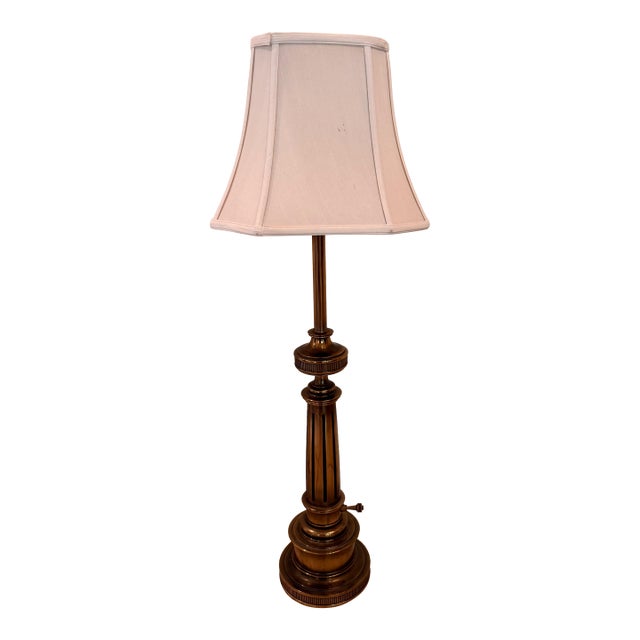 Vintage Stiffel Neoclassical Fluted Brass Column Table Lamp For Sale