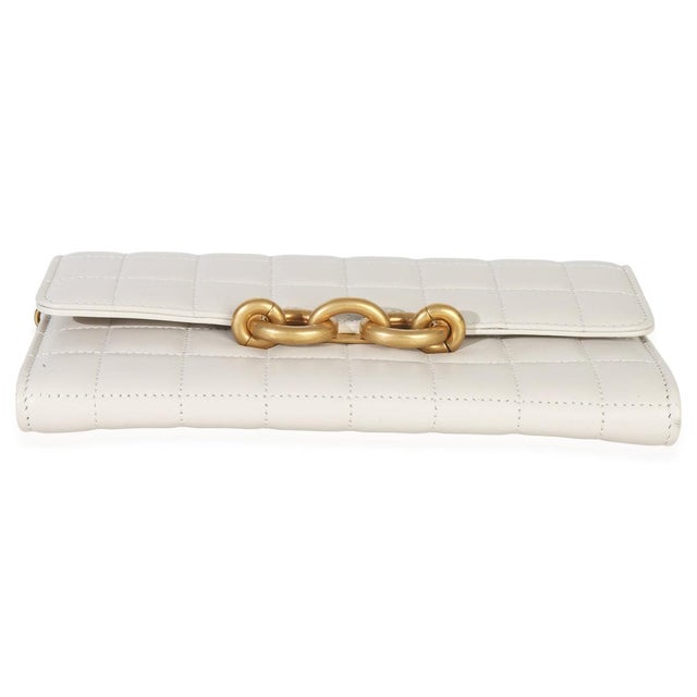 2020s Crema Soft Calfskin Le Maillon Wallet On Chain For Sale - Image 5 of 8