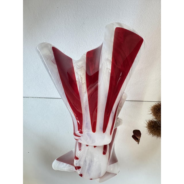 Mid-Century Modern Italian Sculptural Red and White Murano Glass Vase, 1960s For Sale - Image 3 of 18
