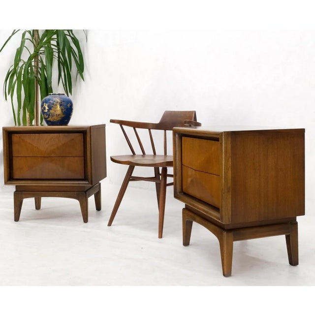 Wood Pair Mid-Century Modern Dimond Front Drawers End Tables Nightstands Stands For Sale - Image 7 of 13
