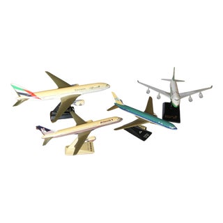 Desk Top Model Aeroplanes, 1960, Set of 4 For Sale