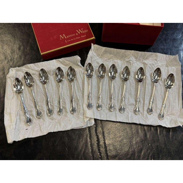 Silver-Plated Mocha Spoons with Russell Pattern by Mappin & Webb, Set of 12 For Sale - Image 4 of 4