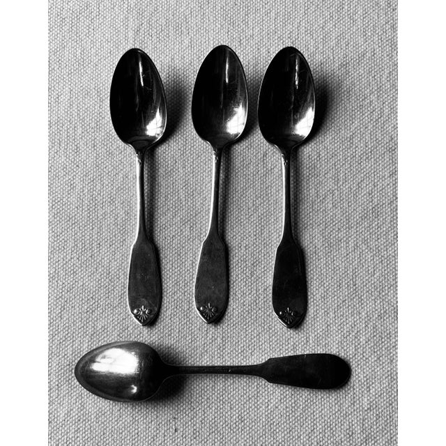 Silver Late 19th Century English Traditional Set of Flatware - 12pcs For Sale - Image 8 of 11