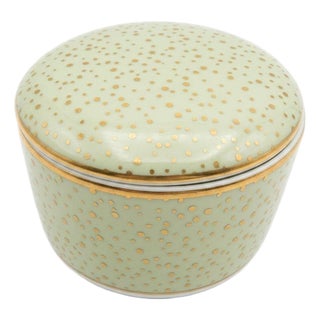 Signed Tiffany & Co. Limoges France Celadon Green & 24k Gold Stippled Porcelain Covered Trinket Box For Sale