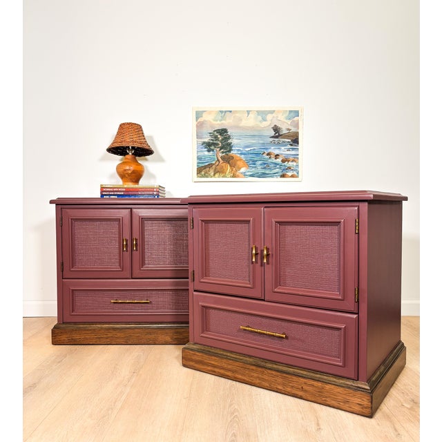 Elevate your space with this stunning pair of vintage nightstands by Drexel. Expertly refinished in Benjamin Moore’s Ruby...