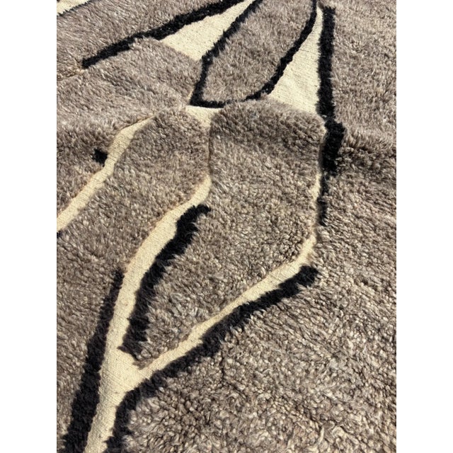 Brown Moroccan Beni Ouarain Rug 200x300 Cm Handmade Wool Berber Geometric Plush Carpet For Sale - Image 8 of 12