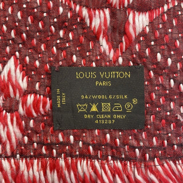 Red Louis Vuitton Bright Red & White Thick Wool & Silk Scarf For Sale - Image 8 of 9