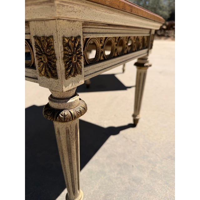 A Pair of Mid Century French-Style Mahogany and Marble-Topped End Tables For Sale - Image 12 of 12