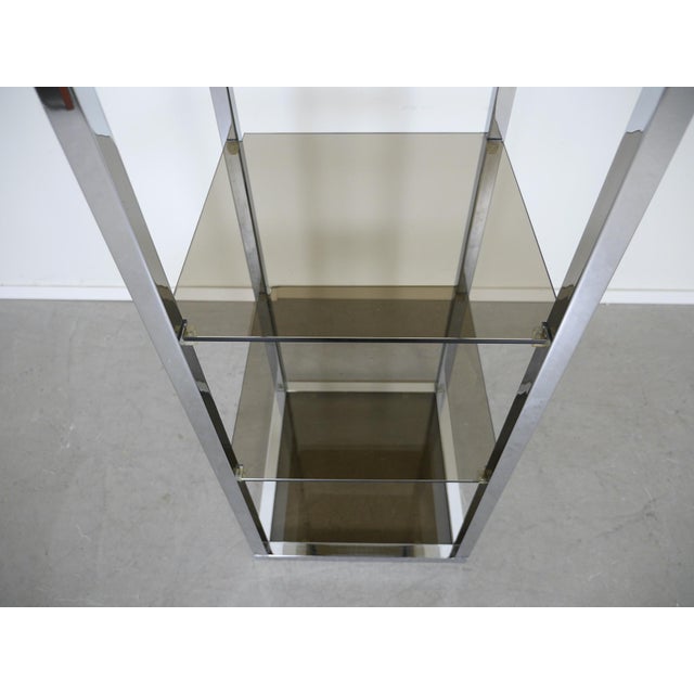 Chrome and Glass Freestanding Shelf in the style of Milo Baughman, Germany, 1970s For Sale - Image 13 of 18