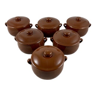 Mid-Century Pfaltzgraff Pottery Lidded Onion Soup Au Gratin Casseroles, Set/6 For Sale