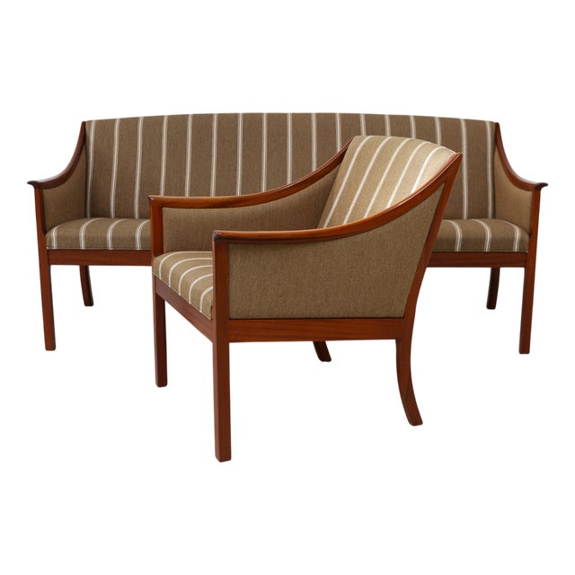 Set of Danish Lounge Chair and 3-Seater Sofa by Ole Wanscher for PJ Møbler, 1960s For Sale