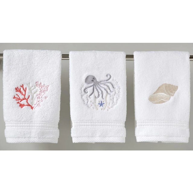 These 100% Cotton Terry Guest Towels are durable, soft to the skin and super absorbent. They add an elegant accent to any...