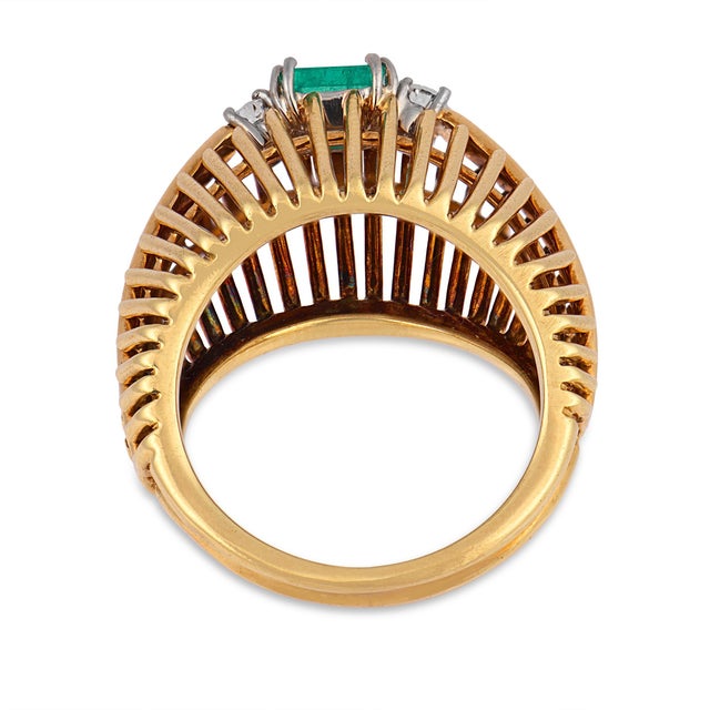 1950s Mid Century Emerald Diamond 18k Yellow Gold Ring, Size 5 For Sale In Los Angeles - Image 6 of 6
