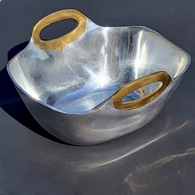 1980s Brutalist Style Bowl in Aluminum and Brass, Attributed to David Marshall For Sale - Image 9 of 12