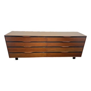 John Kapel for Glenn of California 7 Ft Walnut Dresser, Circa 1960s For Sale