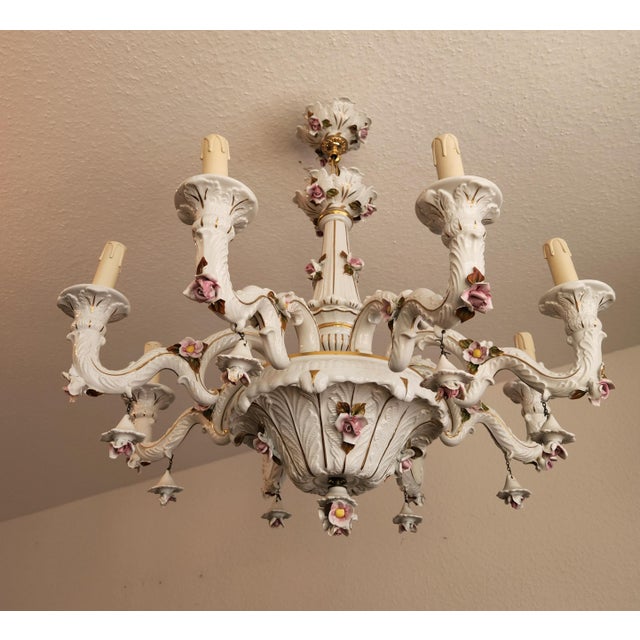 Large Hand-Painted Gilded Floral Ceramic 8-Light Chandelier from Mangani D'Arte, Florence, Italy, 1950s For Sale - Image 13 of 18