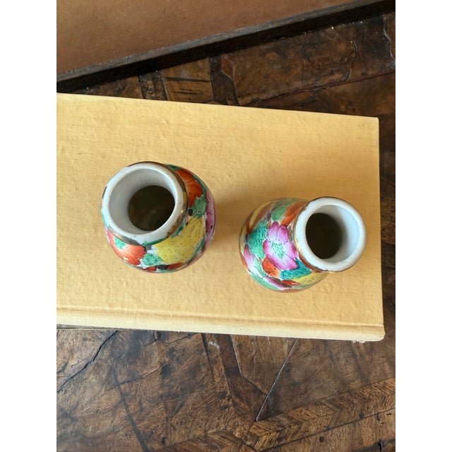 Ceramic Pair Vintage Millefleurs 100 Flowers Miniature Porcelain Vases – Pair | Hand-Painted Floral Chinese Porcelain | 1950s–1970s For Sale - Image 7 of 9