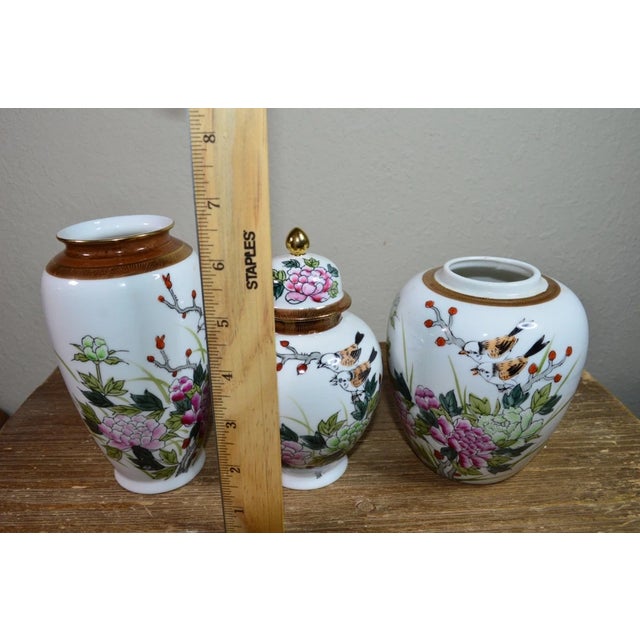 Ceramic Vintage Kutani Japanese Birds Lotus Flower Porcelainware Vases- Set of 3 For Sale - Image 7 of 7