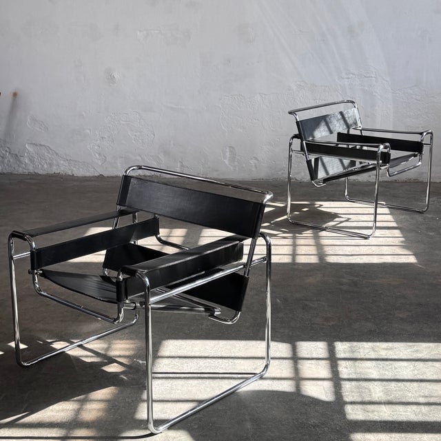 Wassily Chairs and Coffee Table by Marcel Breuer for Knoll, 1990, Set of 3 For Sale - Image 15 of 18