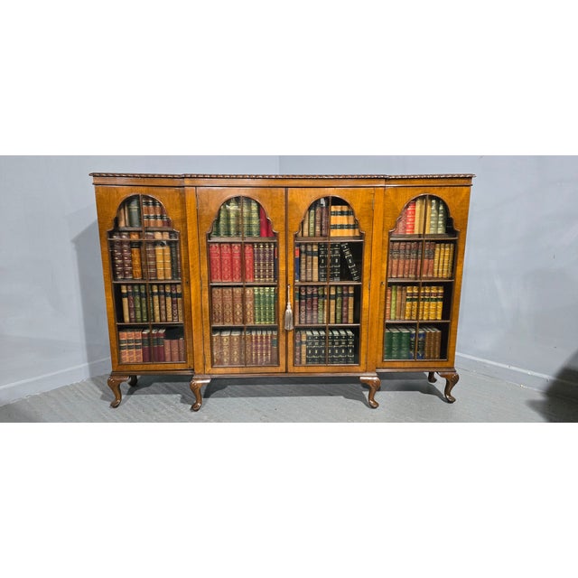 Queen Anne Walnut Adjustable Library Bookcase, 1910 For Sale - Image 3 of 12