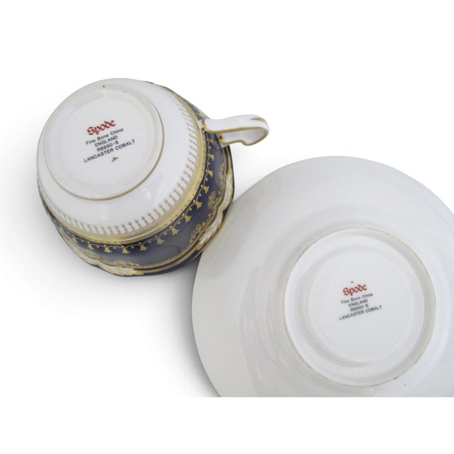 Spode Lancaster Cobalt Blue R8950 Gold Gilt Fine Bone China Cup & Saucer For Sale - Image 10 of 10