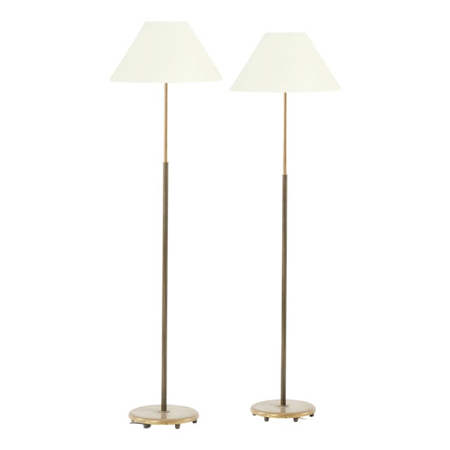 Swedish Floor Lamps with Fluted Stems attributed to Harald Notini, 1930s, Set of 2 For Sale