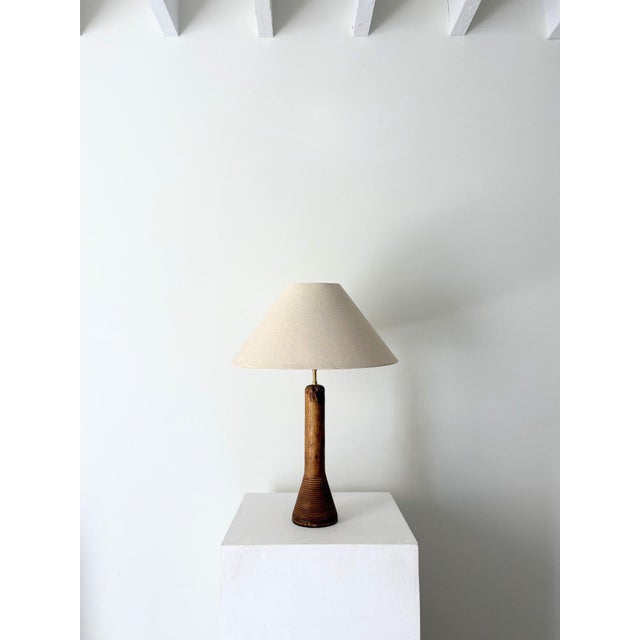 Contemporary Minimalist Turned Wood Lamp, 1950s For Sale - Image 3 of 8