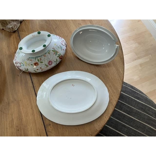 English Antique Soup Tureen & Underplate Set For Sale - Image 3 of 7