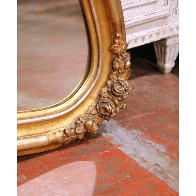 19th Century French Louis XV Giltwood Wall Mirror With Floral Crest For Sale In Dallas - Image 6 of 8