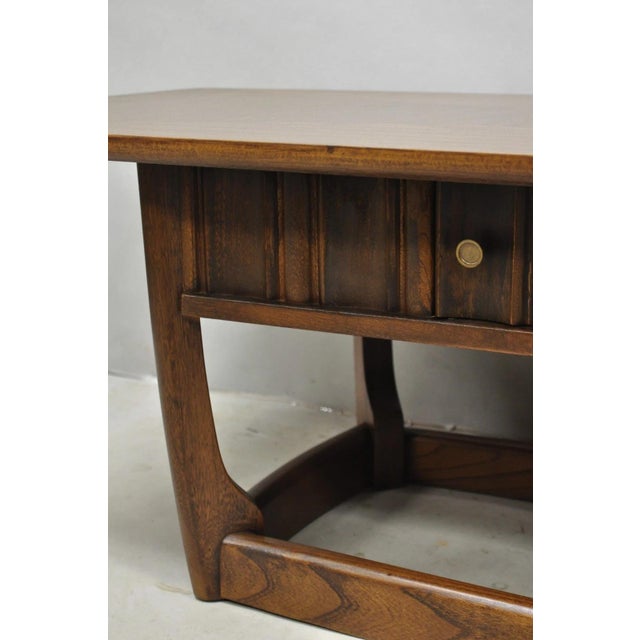 Wood Vintage Mid Century Modern Sculpted Walnut & Laminate Coffee End Table Set 3 Pc For Sale - Image 7 of 18