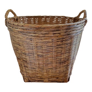 1960s Wicker Rattan Chinoiserie Basket, Multi-Toned For Sale