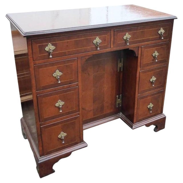 1960s Queen Anne Keehole Desk, 1960s For Sale - Image 5 of 5