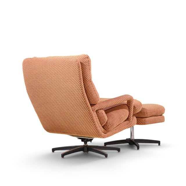 Textile Milo Baughman for Directional Mid Century Swivel Lounge Chair With Ottoman For Sale - Image 7 of 9