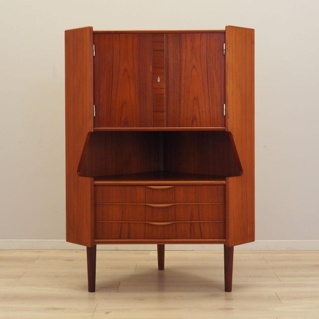 Danish Teak Corner Cabinet, 1970s For Sale - Image 16 of 16