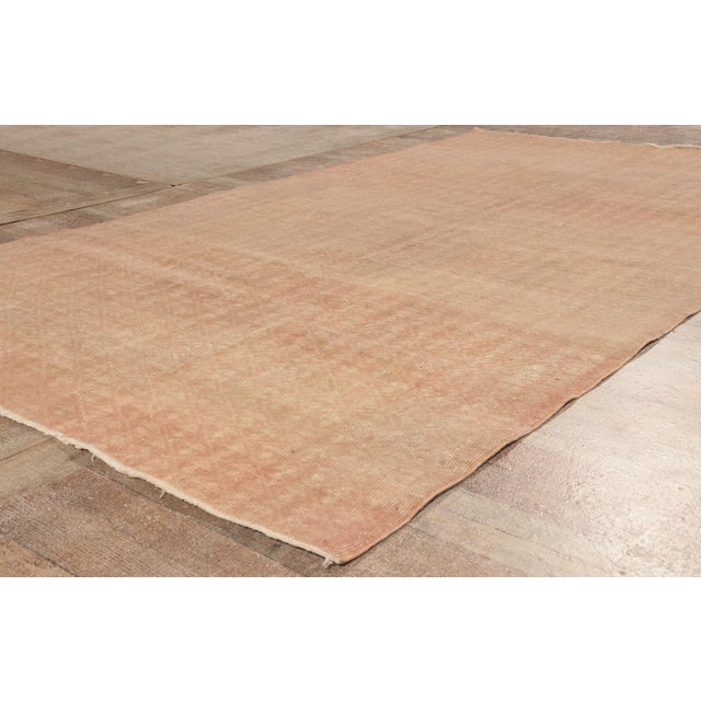 Champagne Vintage Turkish Sivas Rug, 05'02 X 09'00 For Sale - Image 8 of 10
