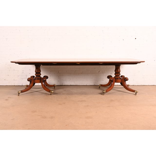 English Baker Furniture Style Georgian Banded Mahogany Double Pedestal Dining Table, Newly Refinished For Sale - Image 3 of 15