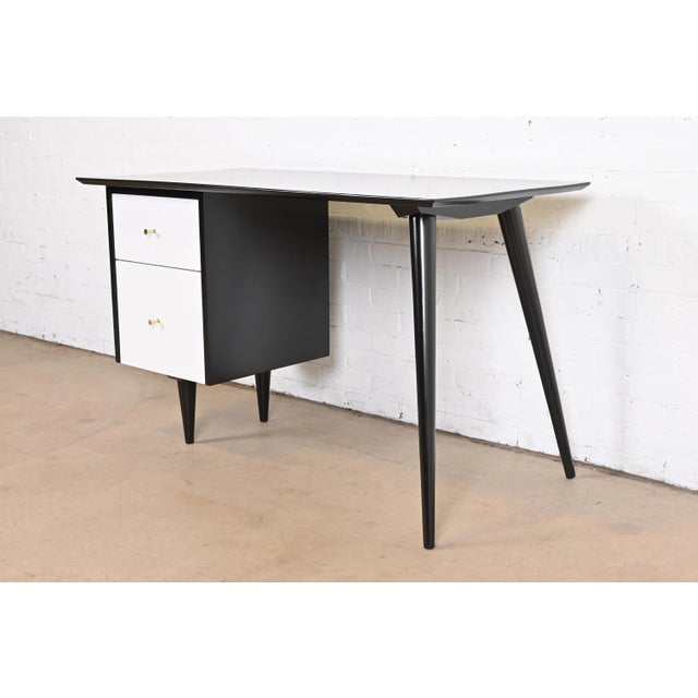 Paul McCobb Planner Group Black and White Lacquered Writing Desk, Newly Refinished For Sale - Image 13 of 13