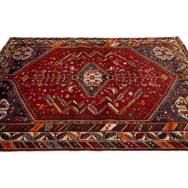 1960s Handmade Persian Shiraz Wool Rug in Red For Sale - Image 4 of 7
