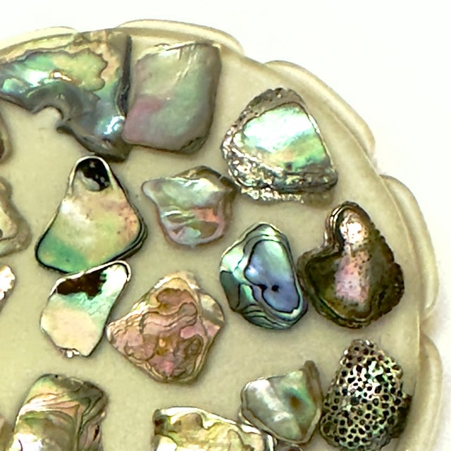 Mid-Century Resin & Abalone Trivet Curation - Group of 3 For Sale In Miami - Image 6 of 17