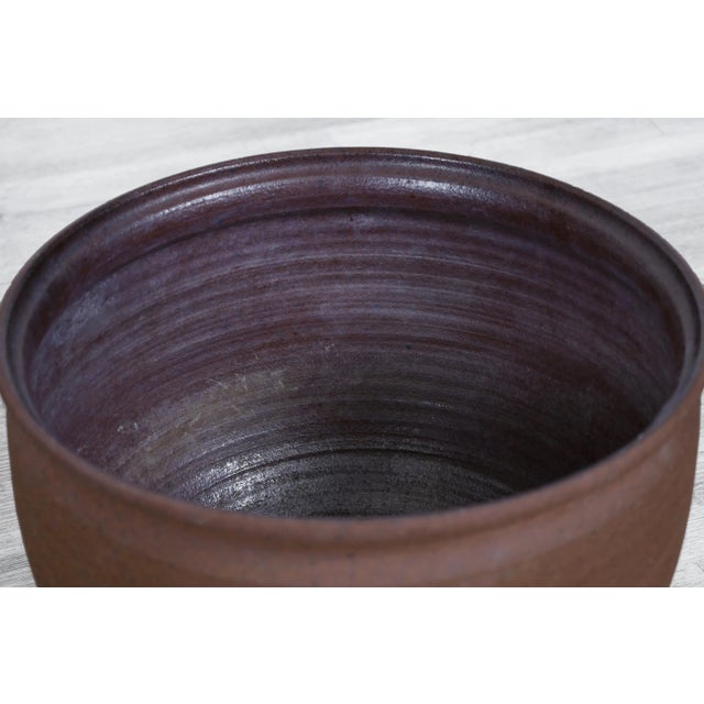Mid-Century Modern Earthgender Ceramic Planter by David Cressey & Robert Maxwell For Sale - Image 10 of 11