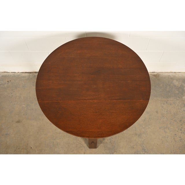 Early 20th Century Stickley Brothers Antique Mission Oak Arts & Crafts Center Table or Lamp Table, Circa 1910 For Sale - Image 5 of 10