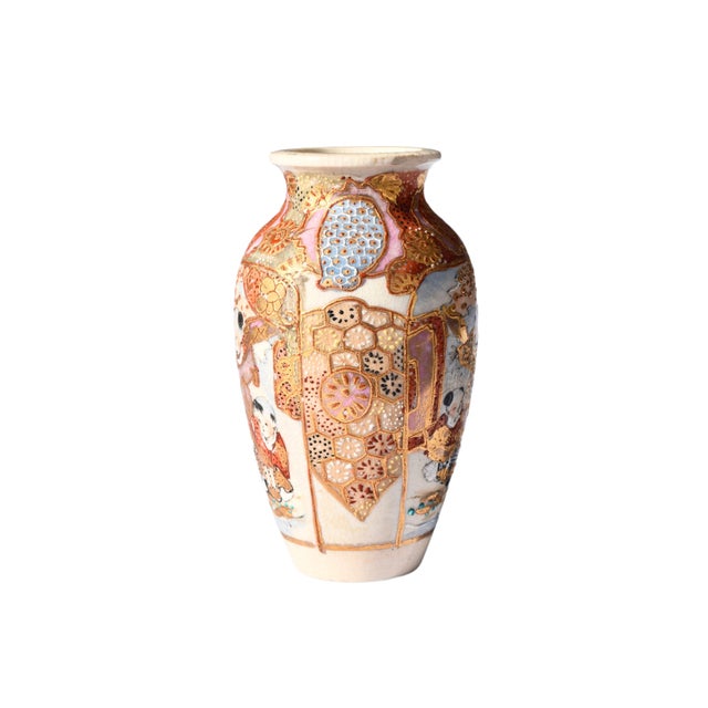JAPANESE SATSUMA MORIAGE VASE Era: Circa 1900 Style: Meiji Period Export OVERVIEW: A delicate Satsuma vase featuring...