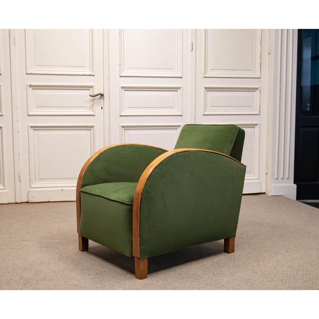 We are pleased to present this elegant 1930s Swedish armchair, For RoseMarie, combining a sculptural Art Deco form with...