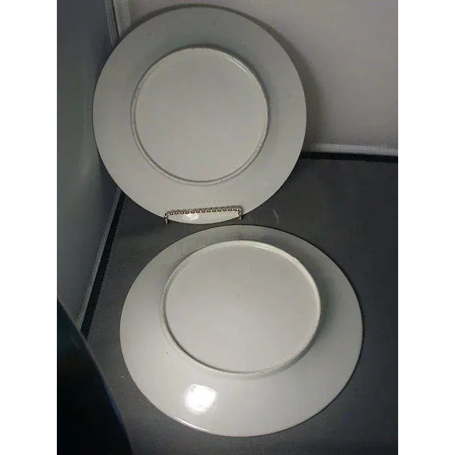 Traditional 1810 Worcester Porcelain Flight Barr Bat Printed Sea Shell Dinner Plates - A Pair For Sale - Image 3 of 5