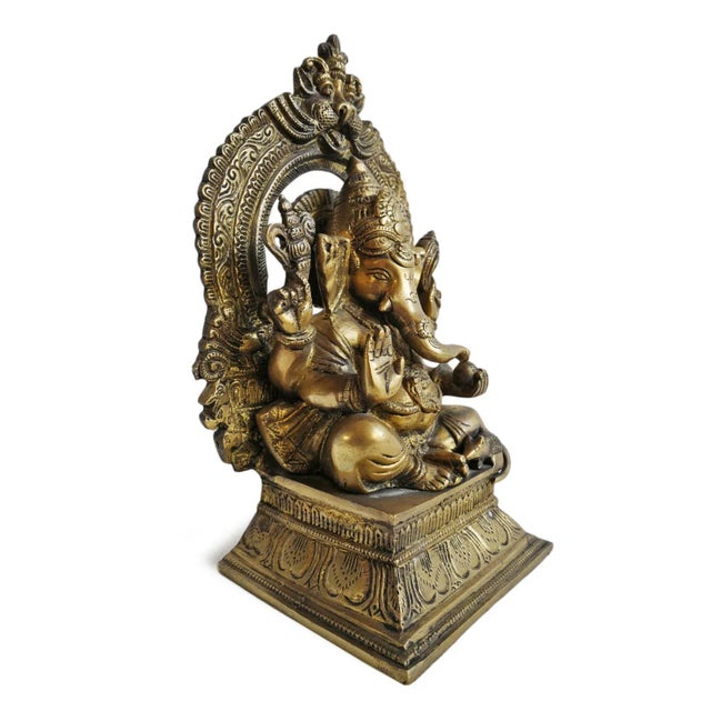 Vintage solid brass Ganesha. Beautiful intricate details.