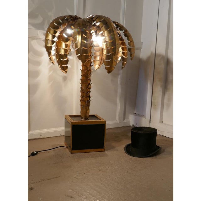 French Palm Tree Toleware Table Lamp in the style of Mason Jansen, 1970s For Sale - Image 7 of 10