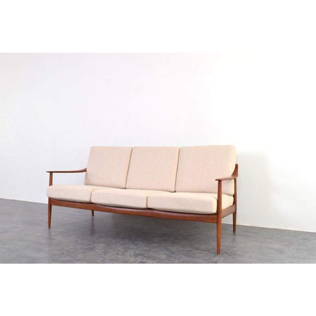 Mid-Century Modern Teak Sofa by Walter Knoll for Knoll Antimott, 1960s For Sale - Image 10 of 16