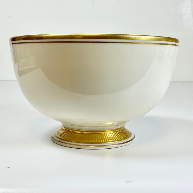 Vintage Neoclassical Hollywood Regency Lenox Pedestal Footed Serving Bowl - 25k Gold Trim. For Sale - Image 9 of 10